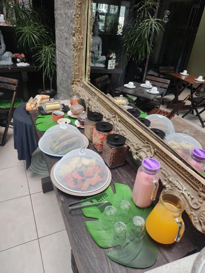 Pousada Bravo House Balneario Camboriu Luaran gambar